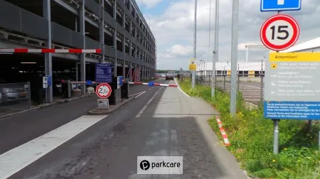 Lang Parkeren P4 Eindhoven Airport 5657 Ea Eindhoven parkcare.nl