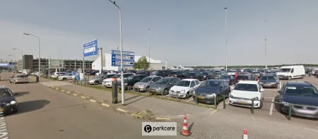 Parkeren Eindhoven Airport P3 foto 2