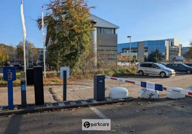 Airport Eindhoven Parking - Valet foto 1