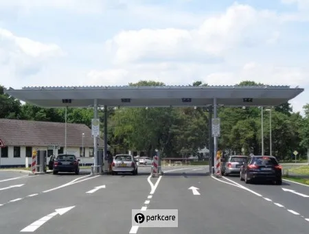 Auto Lang Parkeren Weeze Airport parkcare.nl