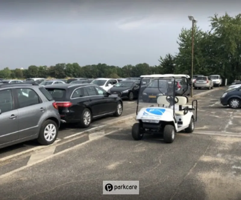 Airport Valet Parking Dusseldorf golfkarretje