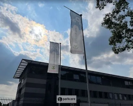 Park & Fly P21 Eindhoven Airport parkcare.nl
