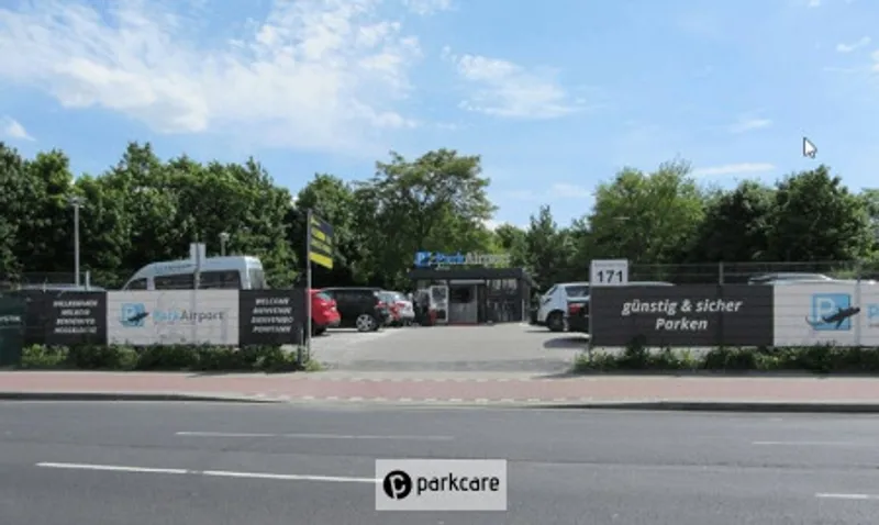 Overzichtsfoto parkeerterrein ParkAirport Düsseldorf