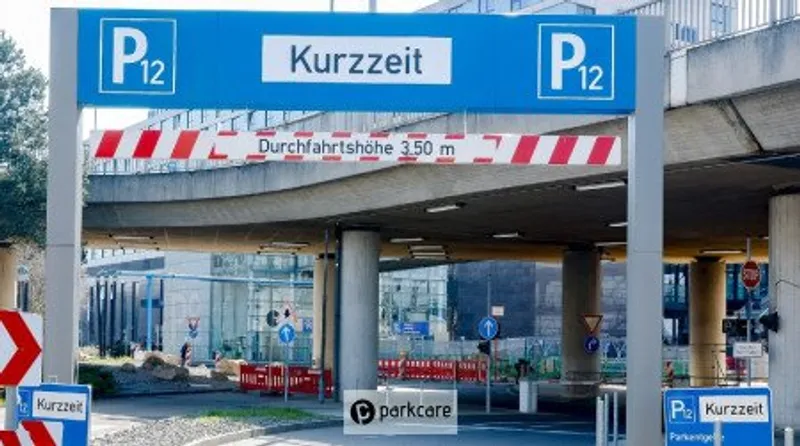 Parkeren Düsseldorf Airport P12 foto 2