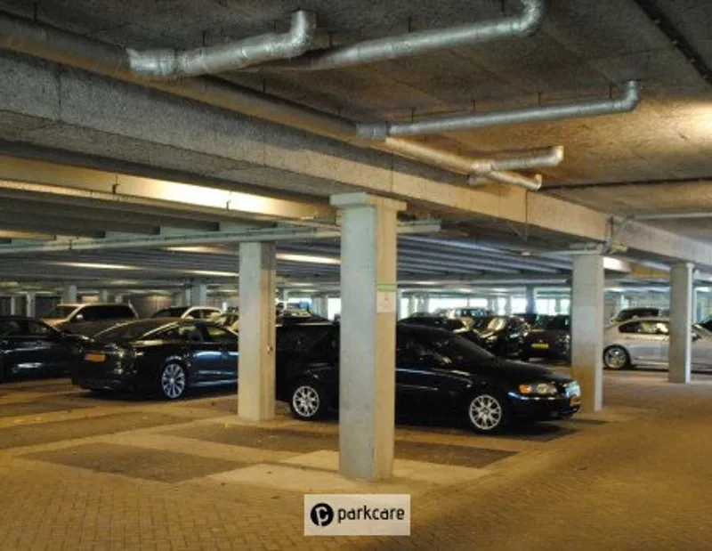 Valet Parking Schiphol foto 2